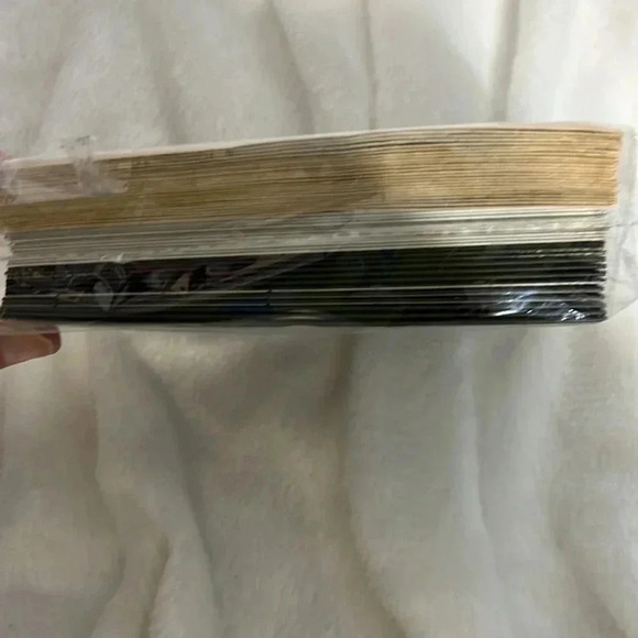 Graduation Cards with Envelopes and Gold Foil, 24 Pack Bulk with envelopes - Picture 8 of 8